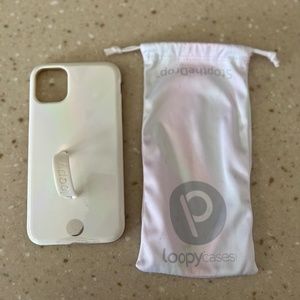 Loopy iPhone 11 Max With Matching Bag